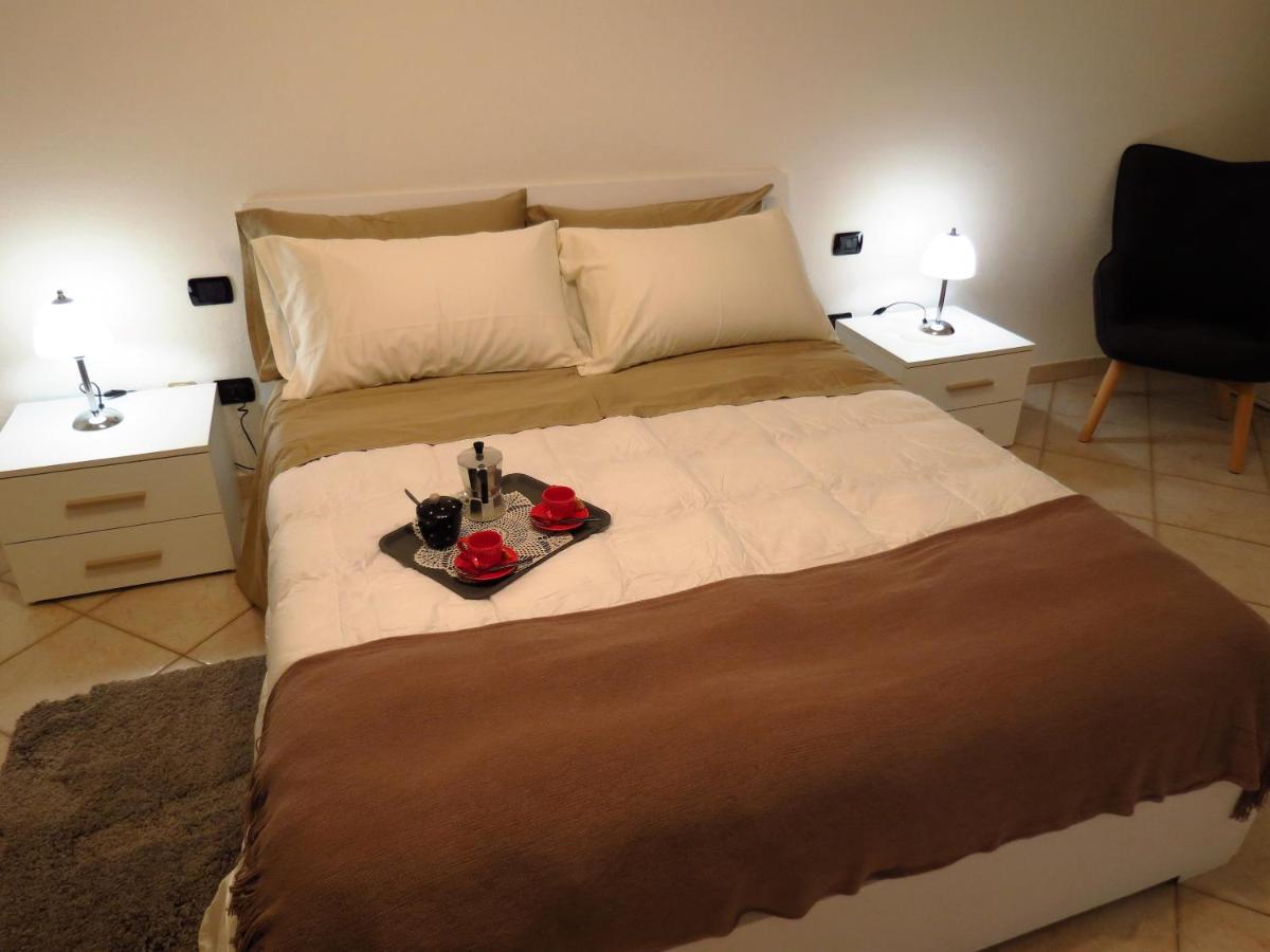 Apartamento Lo Gnomo Sotto Al Glicine Châtillon Exterior foto